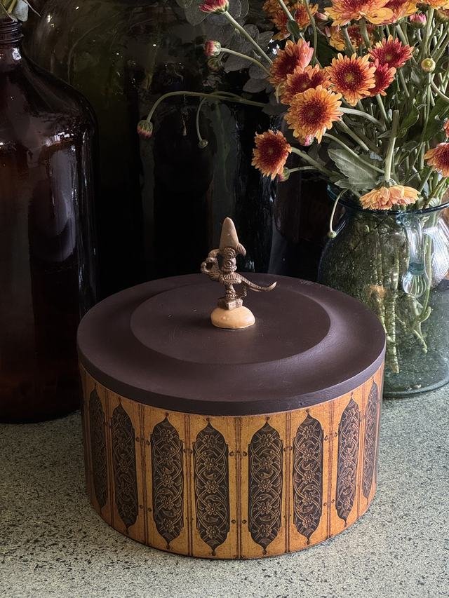 Heritage Box